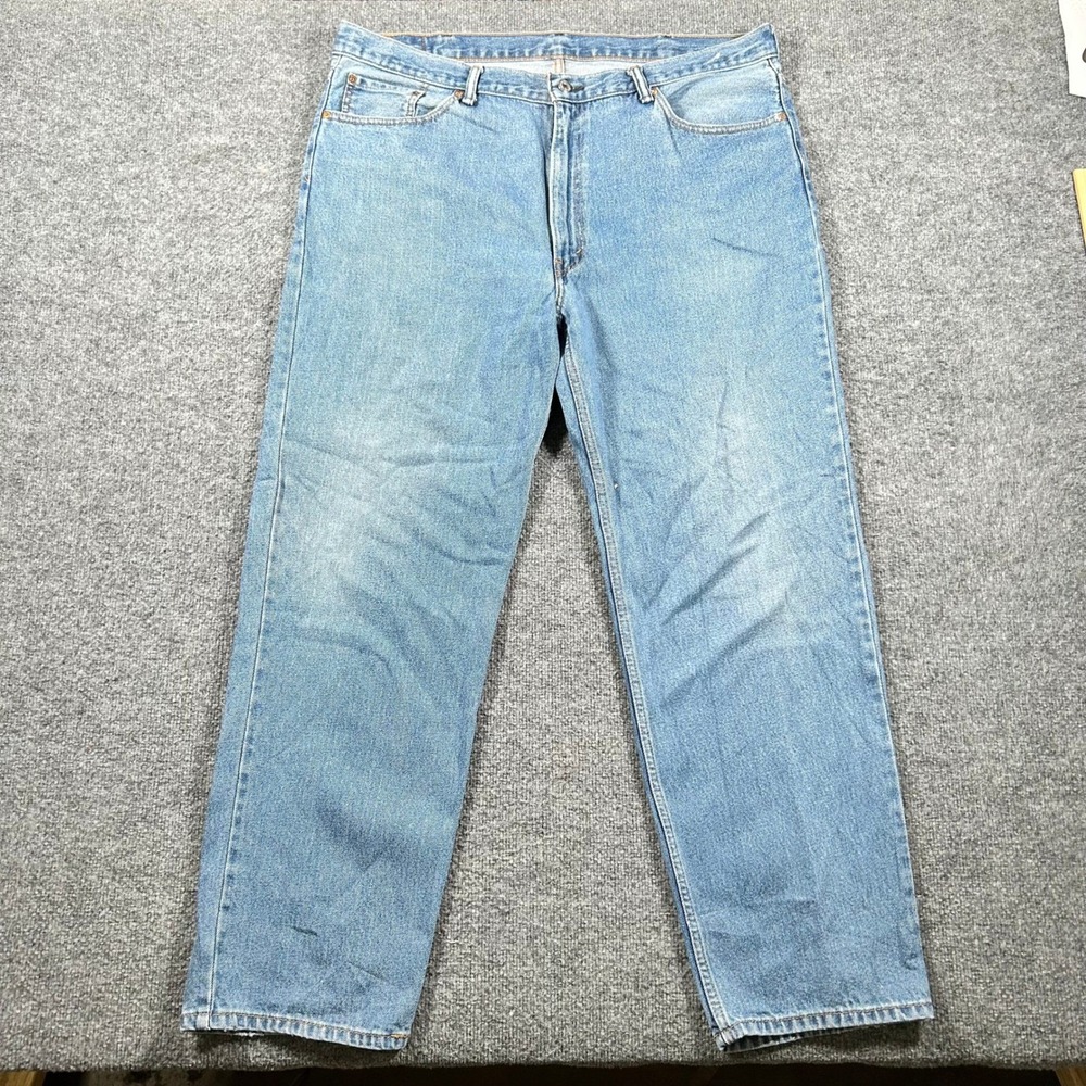 Levis Jeans Mens Size 42x32 Blue 550 Relaxed Fit Tapered Leg Light Wash Denim